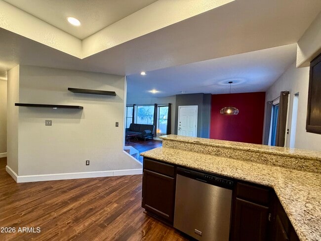 Building Photo - 10232 N 12th Ct