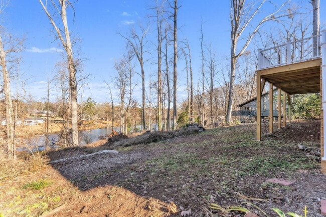 Building Photo - Spacious 4BR, 4BA Home with Lake Views in Belle Terre Acres $2,225/mo rent***