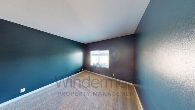 Building Photo - prov2322