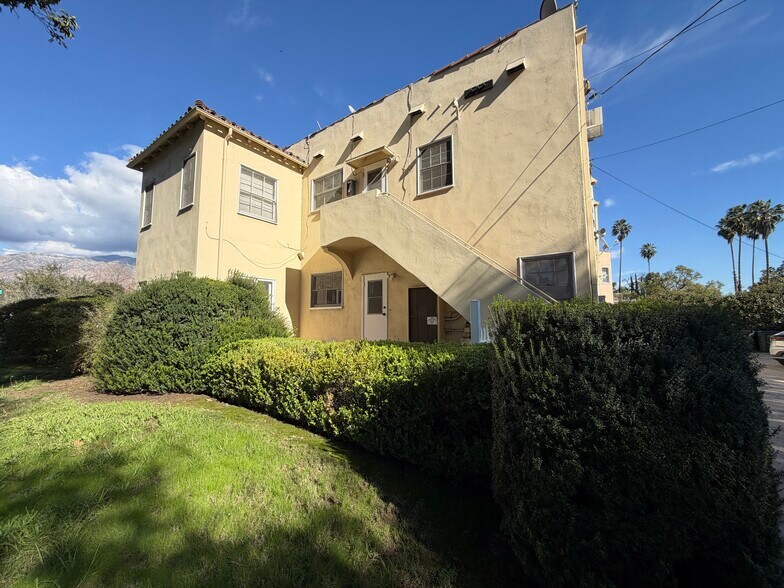 Building Photo - 1156 E Orange Grove Blvd