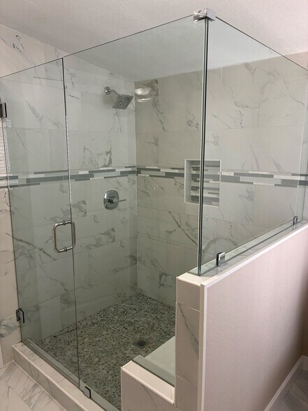 Building Photo - 1403 Darold Dr