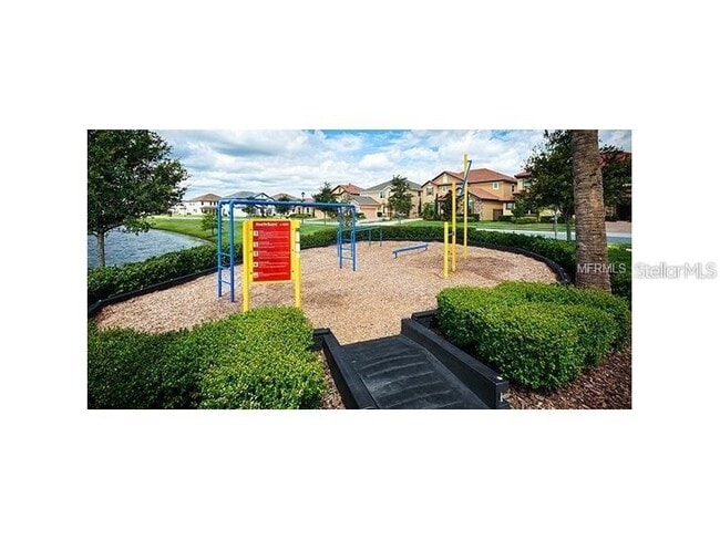 Building Photo - 8370 Lookout Pointe Dr