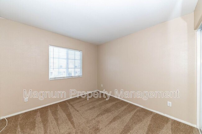 Building Photo - 29359 Milford Ct