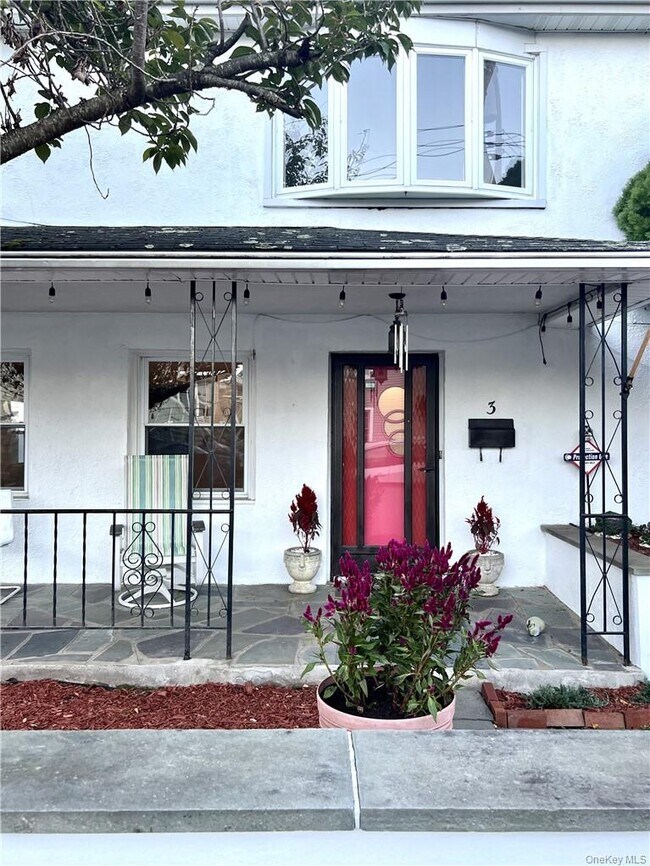 Building Photo - 3 Muller Ave