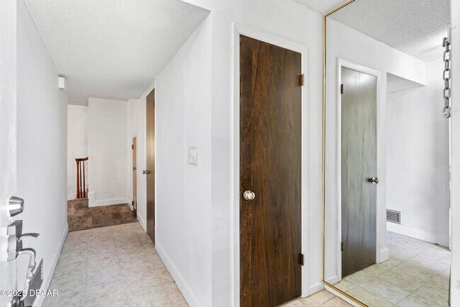 Building Photo - 149 Pine Cone Trail