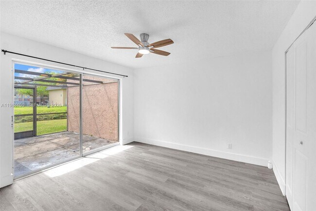 Building Photo - 7344 SW 8th Ct