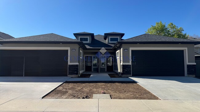 Building Photo - Brand New Duplex in Meridian!
