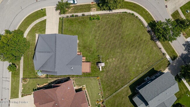 Building Photo - 825 Artisan Pkwy