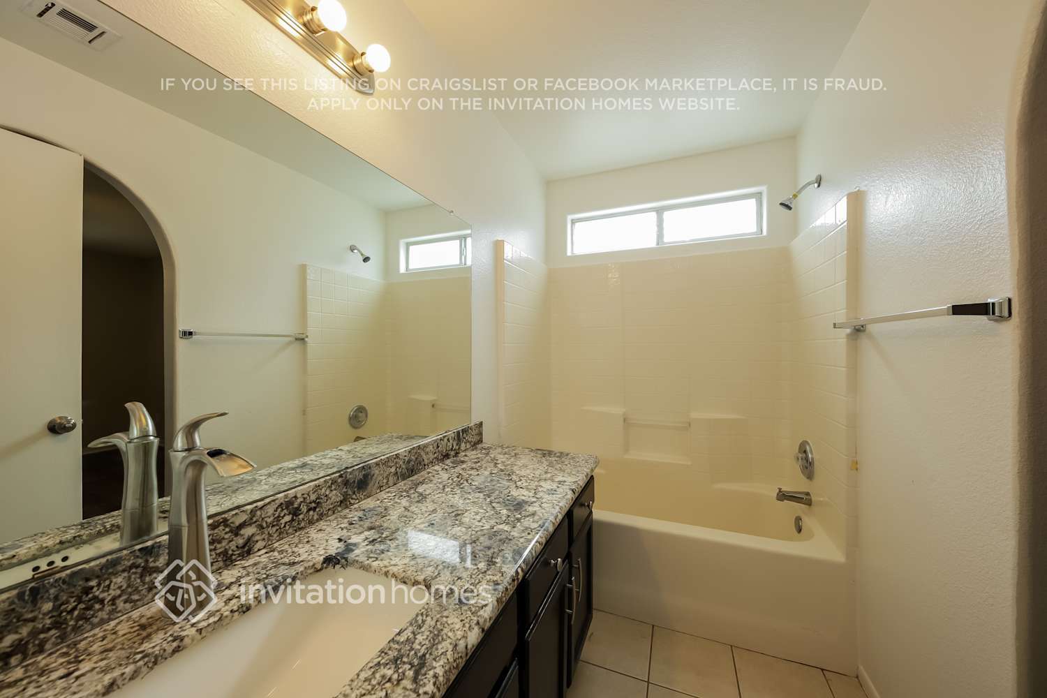 Building Photo - 2834 W Muriel Dr