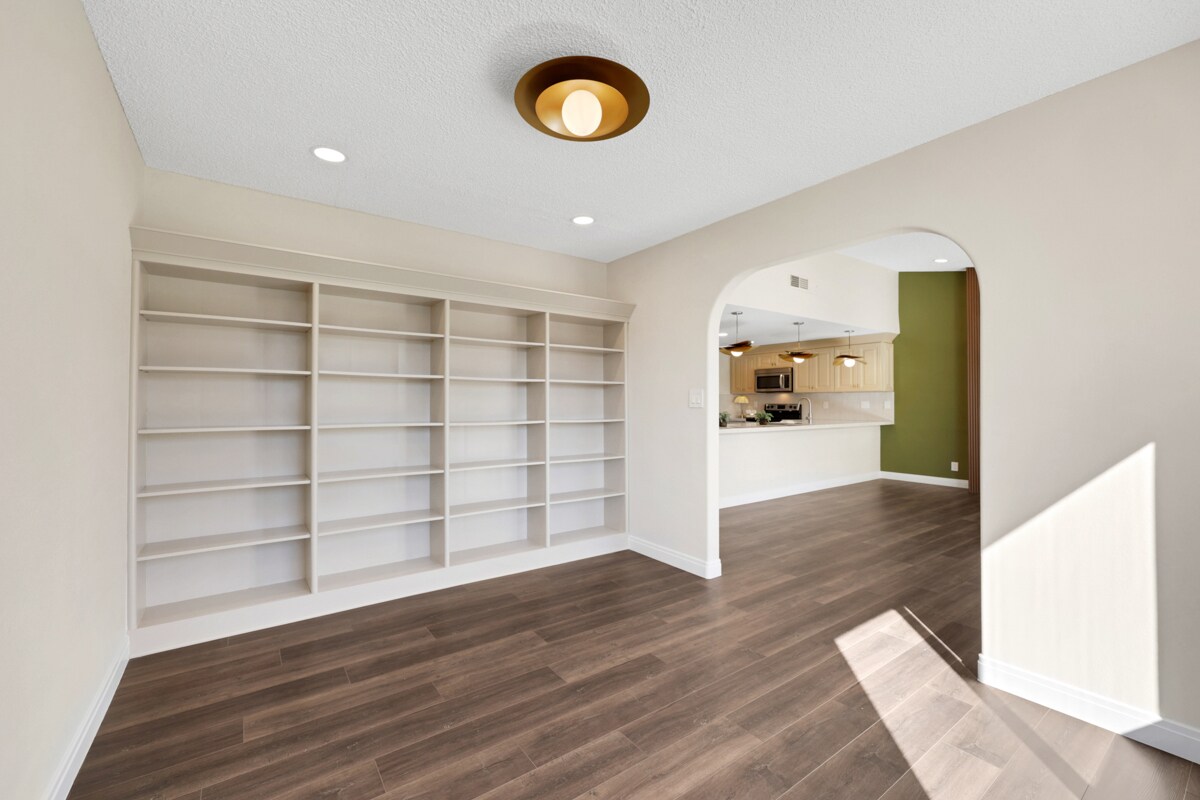 Building Photo - 3212 Moonflower Dr