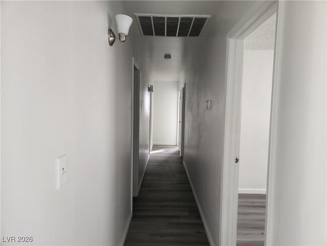 Building Photo - 609 Carpenter Dr