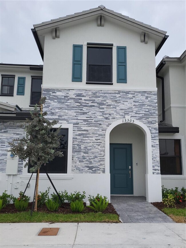 Building Photo - 13305 SW 285th St