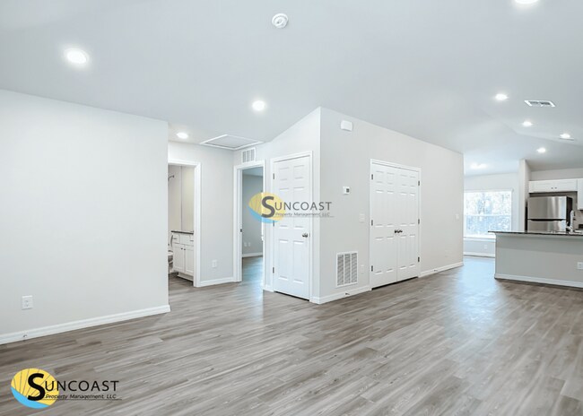 Building Photo - 3074 E Odier St