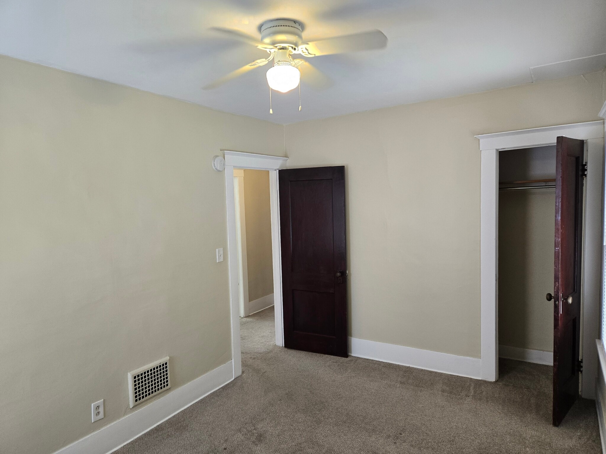 Bd1 to Hall - 295 Crestwood Ave