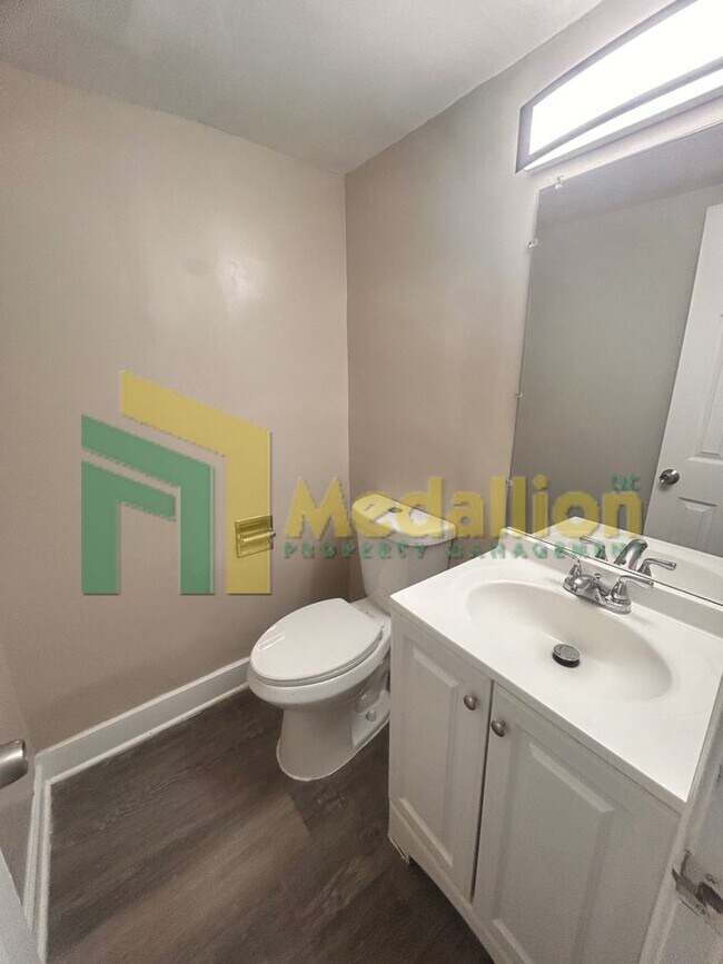 Building Photo - 8358 S Morgan St