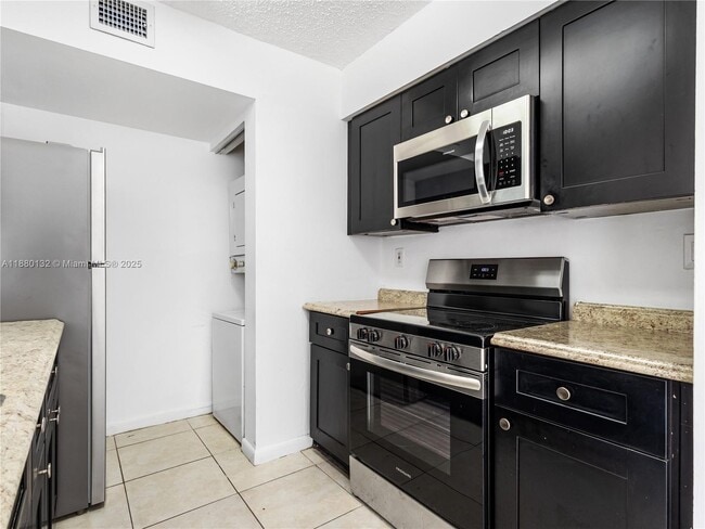 Building Photo - 15221 SW 80th St