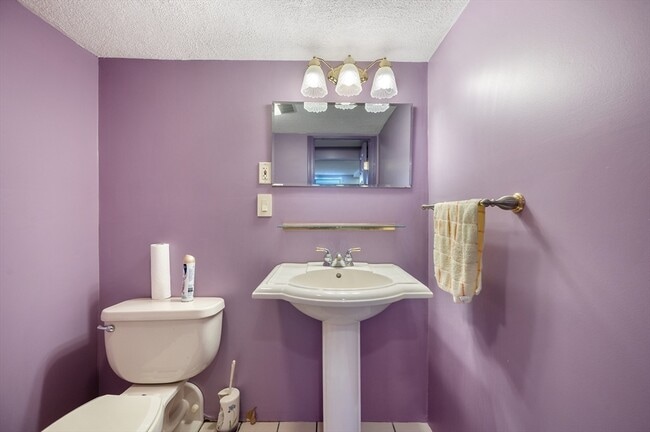 Building Photo - 91 Hamden Cir