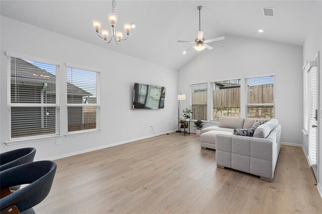 Building Photo - 5416 Lady Ct