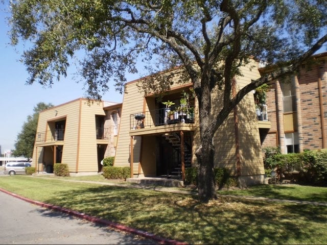 Building Photo - Arlington Place - SI LLC