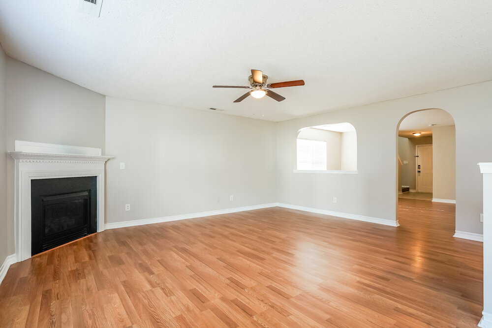 Building Photo - 3012 Van Dorn Rd