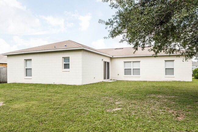 Building Photo - 1009 Dudley Dr