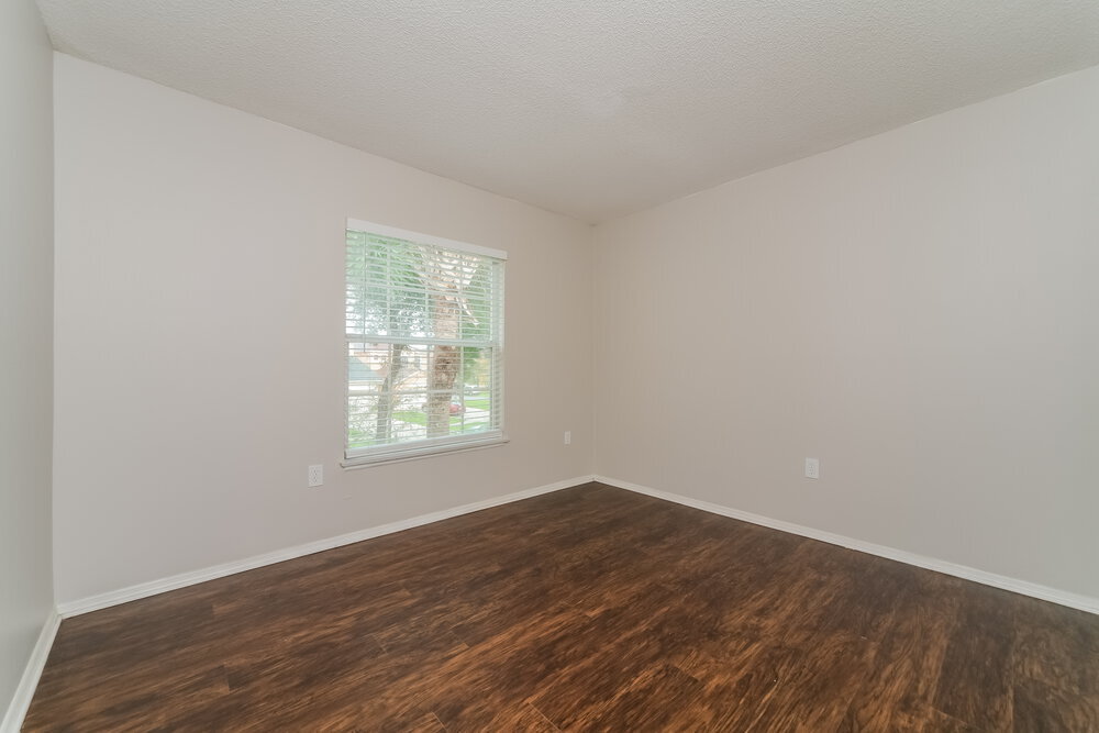 Building Photo - 13028 Lily Pond Ct
