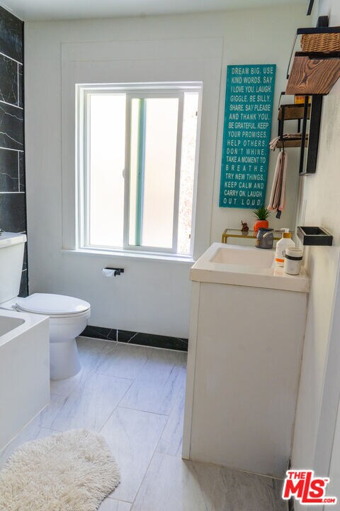 Building Photo - 346 Laveta Terrace