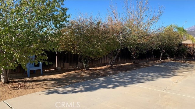 Building Photo - 1733 Sharon Ct