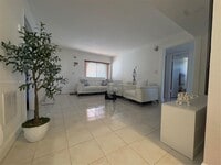 Building Photo - 8025 SW 107th Ave