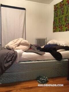 Building Photo - 349 Pleasant St