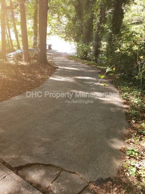 Building Photo - 6505 Raymond Dr