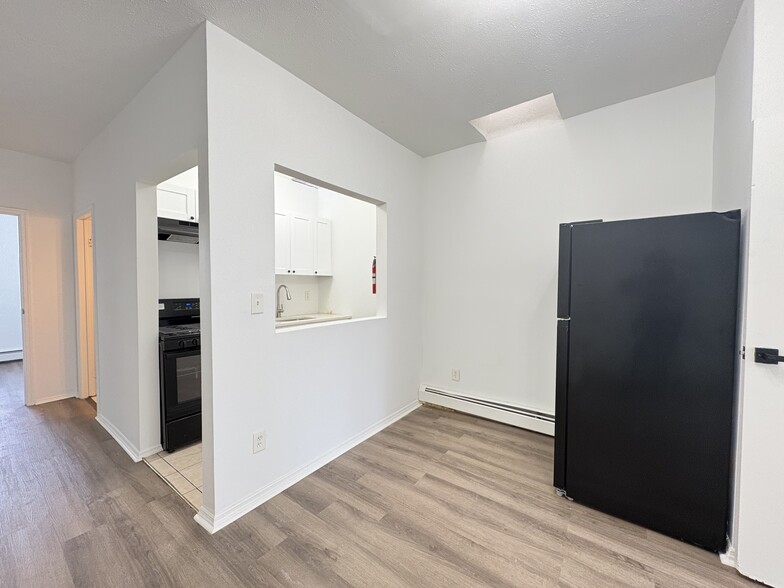 Unit 2 - 70 Wilkinson Ave