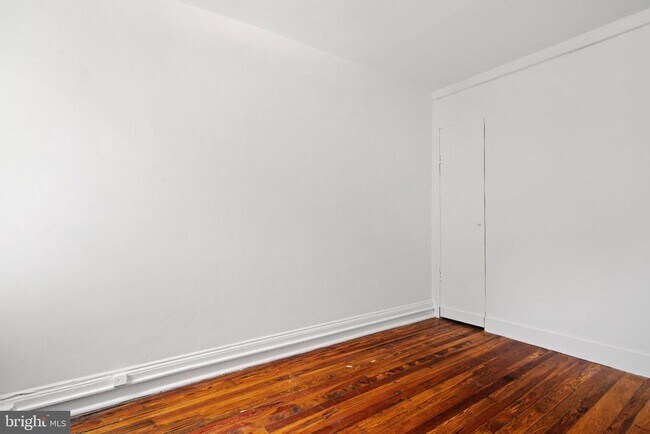 Building Photo - 3881 Manor St