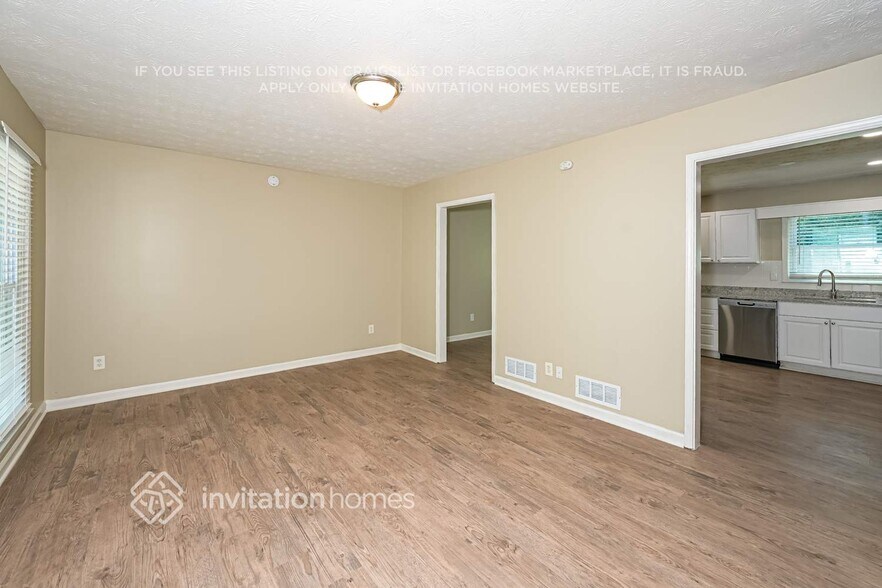 Building Photo - 1740 Rose Garden Ln
