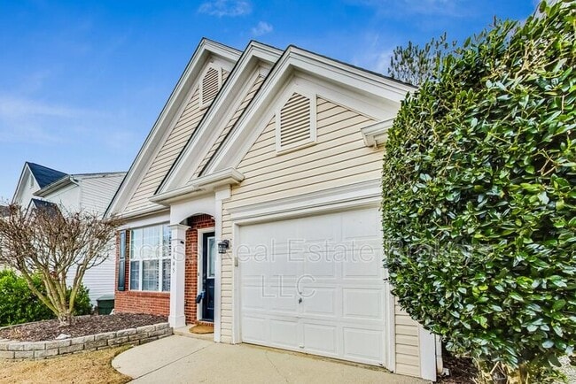 Building Photo - 1645 Heyford Cir NW