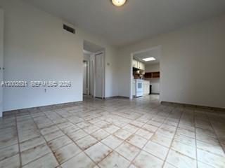 Building Photo - 50 W 11th St