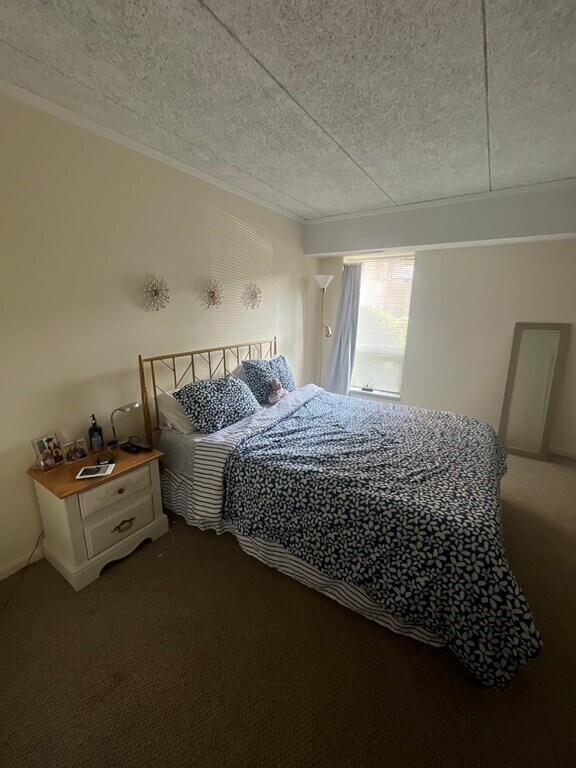 Building Photo - 55 Broadlawn Park