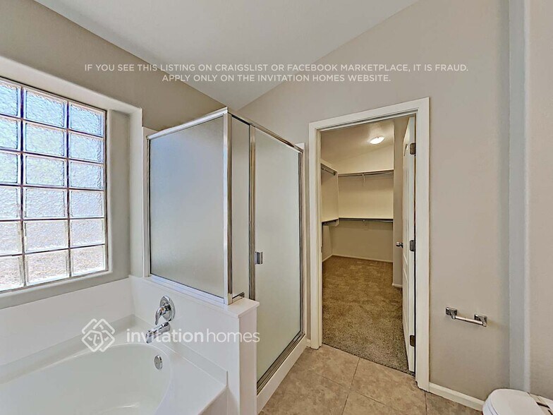 Building Photo - 12319 W Medlock Dr