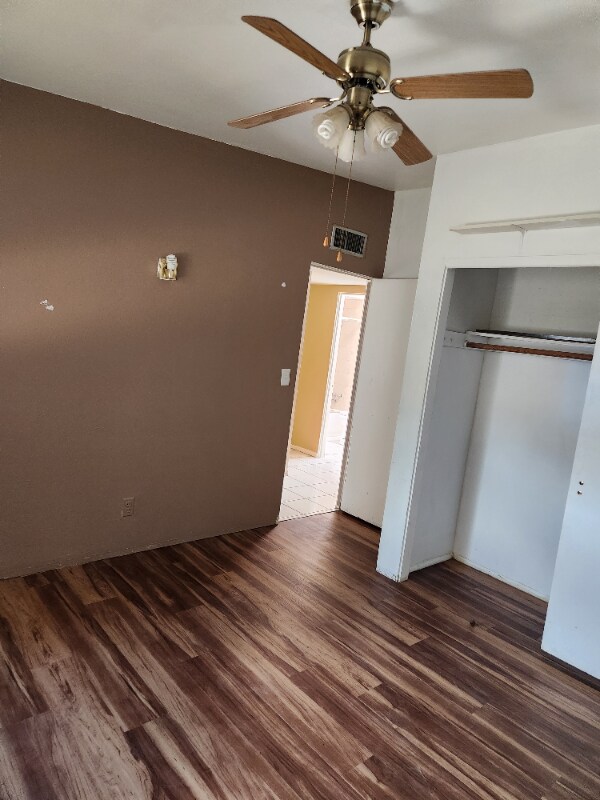 Building Photo - 6816 E Nelson Dr