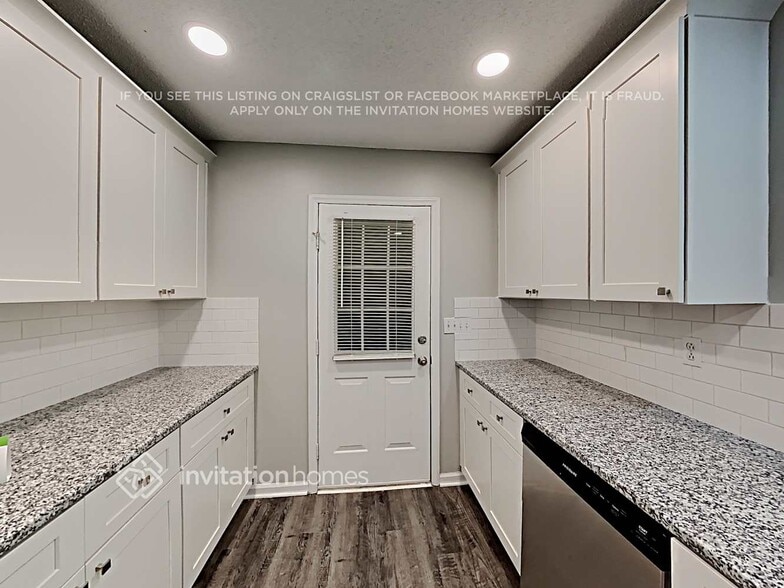 Building Photo - 334 Sandymead Rd