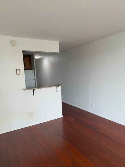 Building Photo - 1435 4th St SW