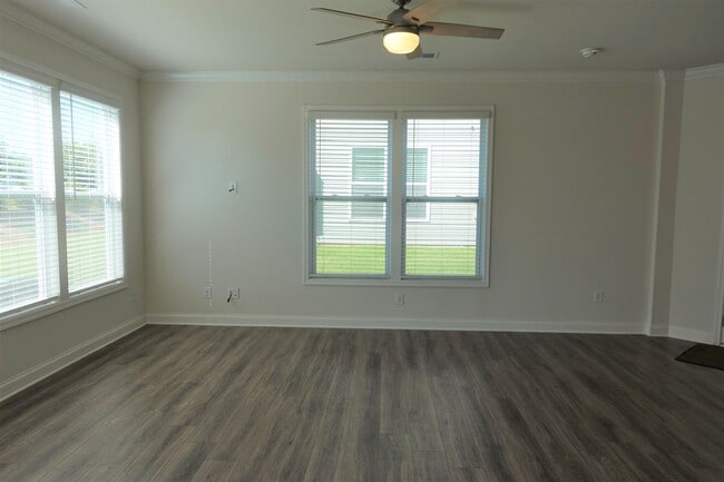 Building Photo - 409 Yellow Fox Rd