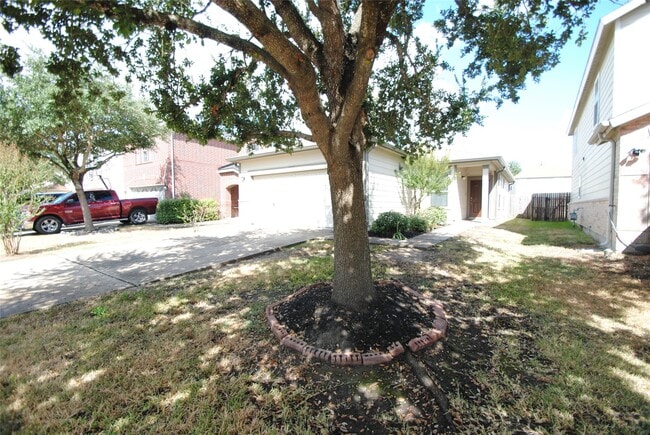 Building Photo - 18410 Fair Grange Ln