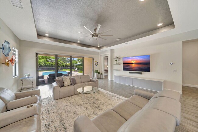 Building Photo - 8720 E Baypoint Cir