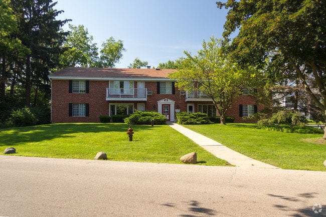 Primary Photo - 118-130 Heidel Rd