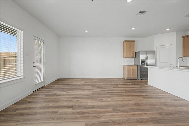 Building Photo - 2629 McHenry Lndg Ln