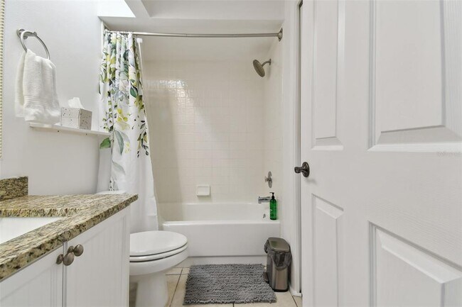 Building Photo - 4327 Murfield Dr E