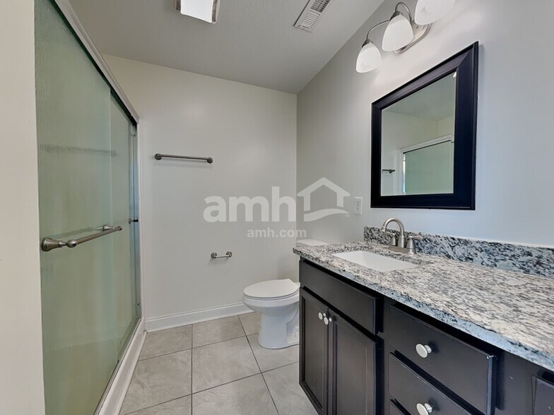 Building Photo - 1617 Silver Spur Ln