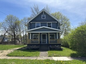 Building Photo - 639 Fairgreen Ave