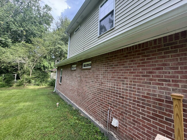 Building Photo - 2489 Charlene Ct